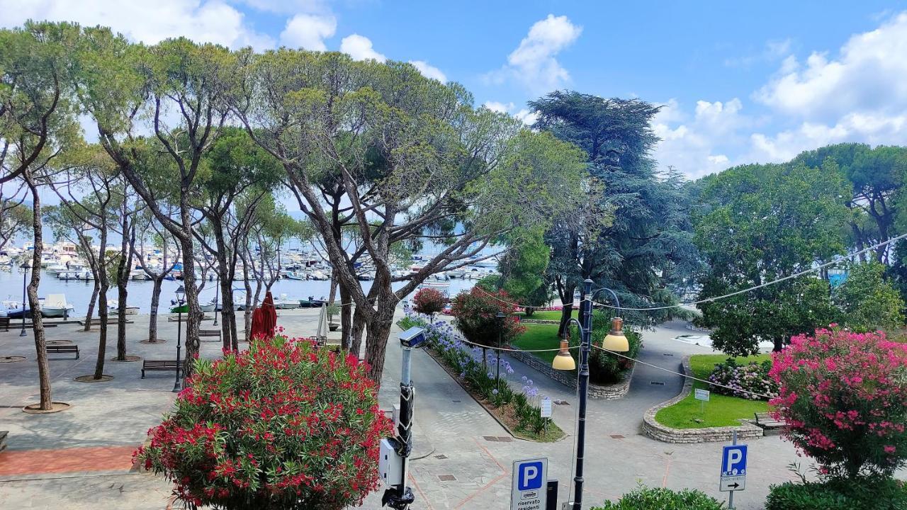 Un Balcone In Pineta Apartment Fezzano  Ngoại thất bức ảnh