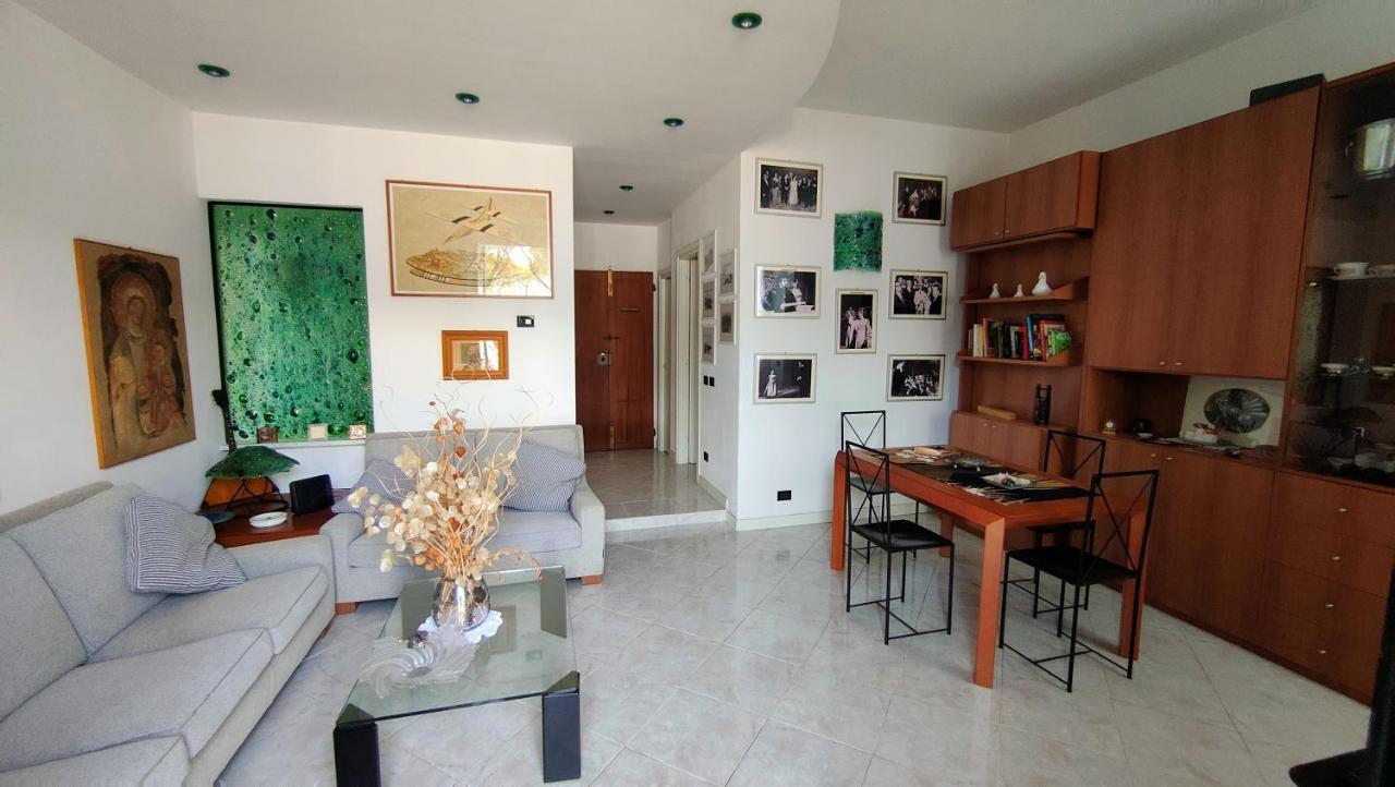 Un Balcone In Pineta Apartment Fezzano  Ngoại thất bức ảnh
